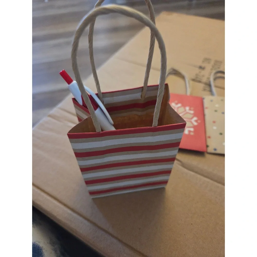 Hallmark Inspirations Christmas Mini Gift Bags 5 Count Assorted Holiday Designs